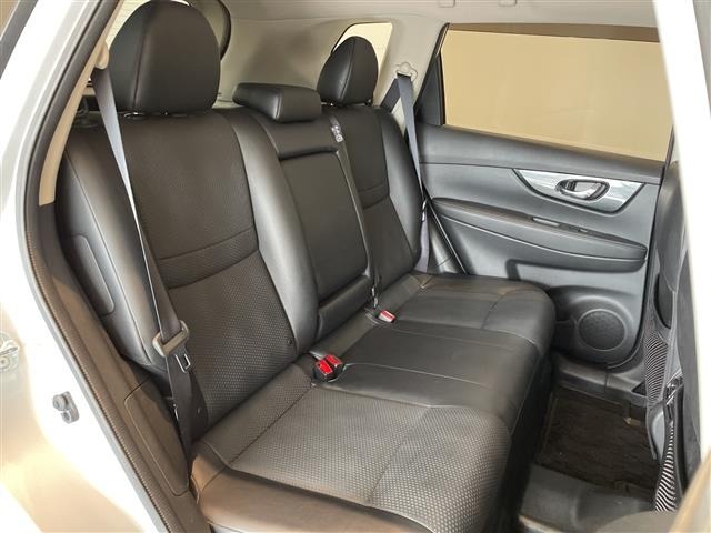 Nissan X-TRAIL 2013 8557379-11