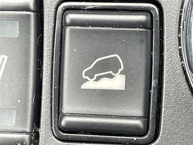 Nissan X-TRAIL 2022 8557513-3