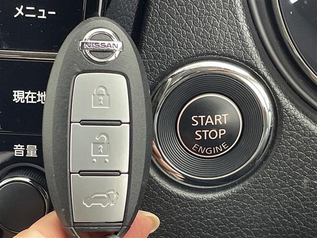 Nissan X-TRAIL 2017 8557564-11
