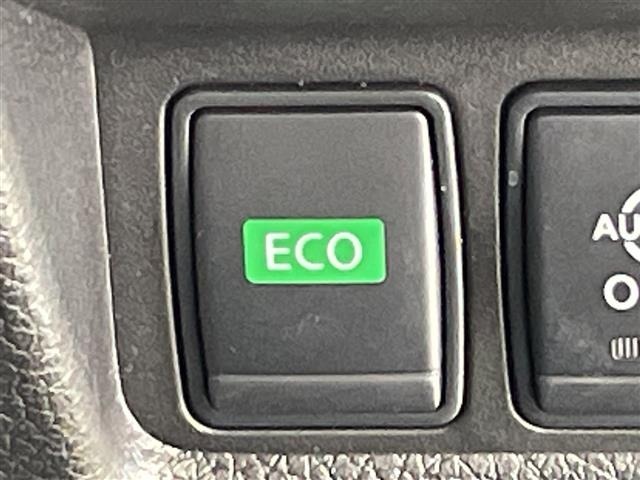 Nissan X-TRAIL 2017 8557564-12