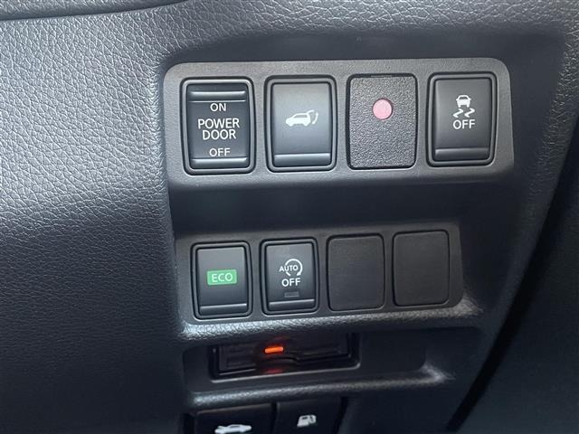 Nissan X-TRAIL 2017 8557595-1