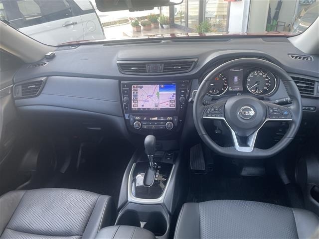 Nissan X-TRAIL 2017 8557595-14