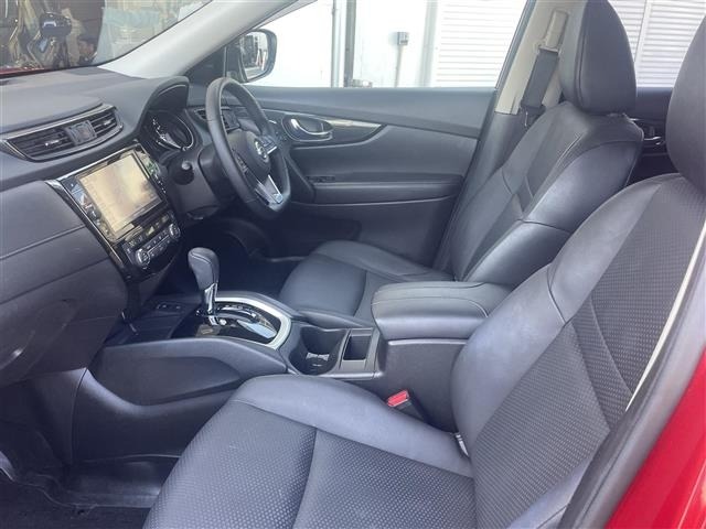 Nissan X-TRAIL 2017 8557595-7