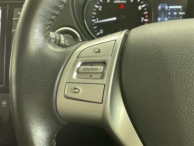 Nissan X-TRAIL 2017 8557743-5