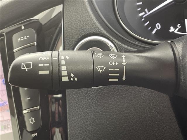 Nissan X-TRAIL 2017 8557743-7