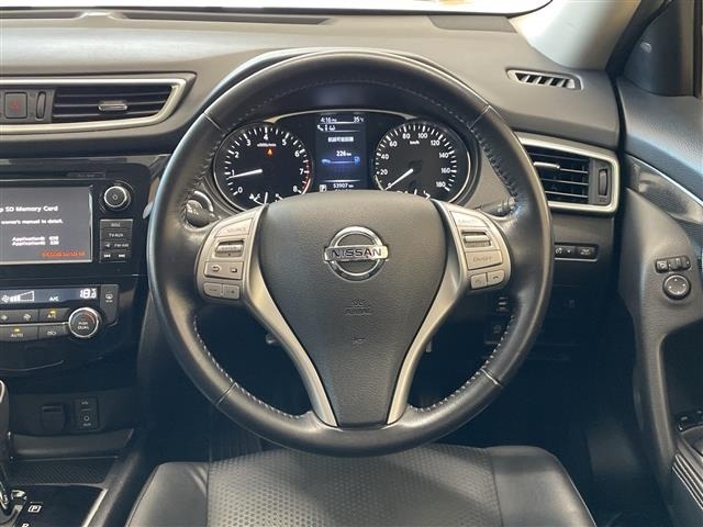Nissan X-TRAIL 2017 8557744-1