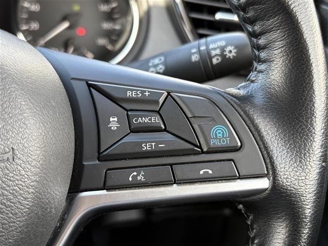 Nissan X-TRAIL 2021 8557768-1