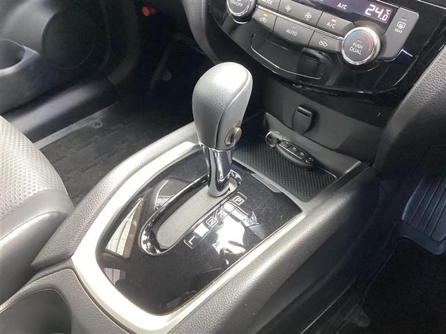 Nissan X-TRAIL 2017 8557784-10