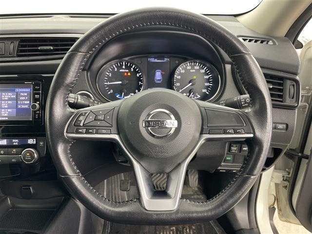 Nissan X-TRAIL 2018 8557793-7