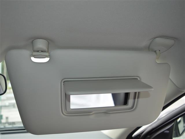 Nissan X-TRAIL 2017 8557805-11