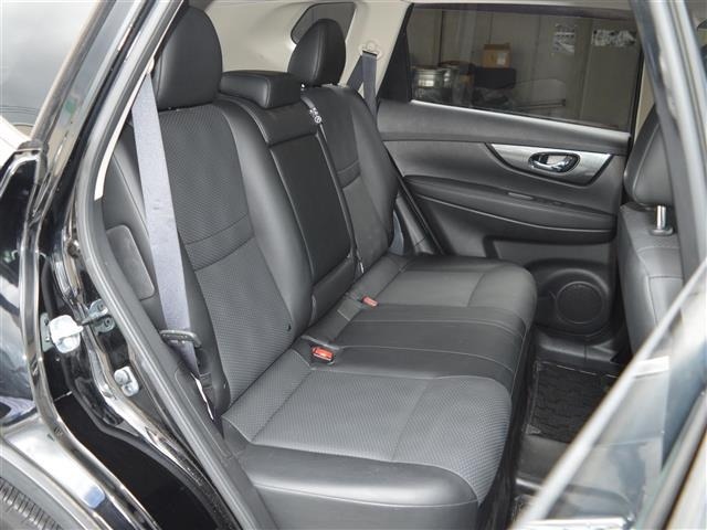Nissan X-TRAIL 2017 8557805-4