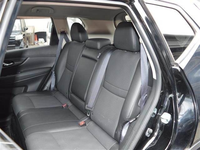 Nissan X-TRAIL 2017 8557805-6
