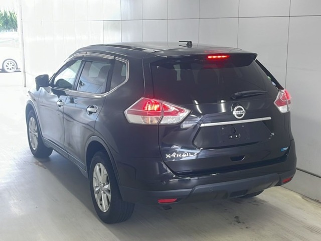Nissan X-TRAIL 2016 8557836-1