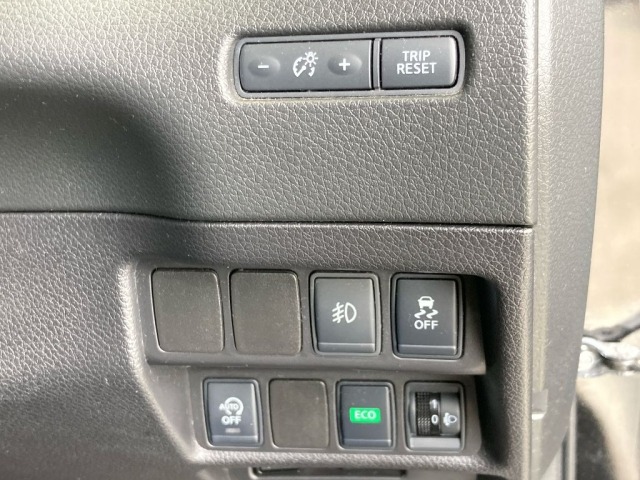 Nissan X-TRAIL 2016 8557836-5