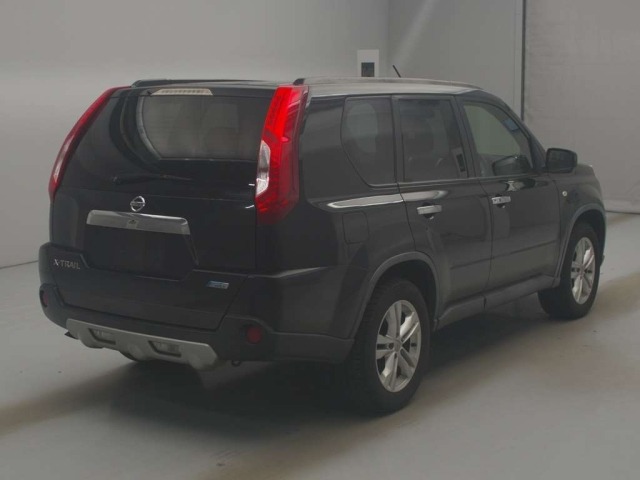 Nissan X-TRAIL 2014 8557837-1