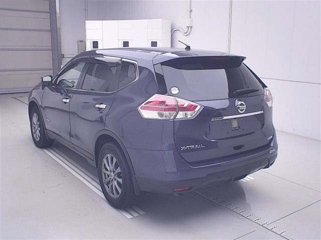 Nissan X-TRAIL 2015 8557838-1