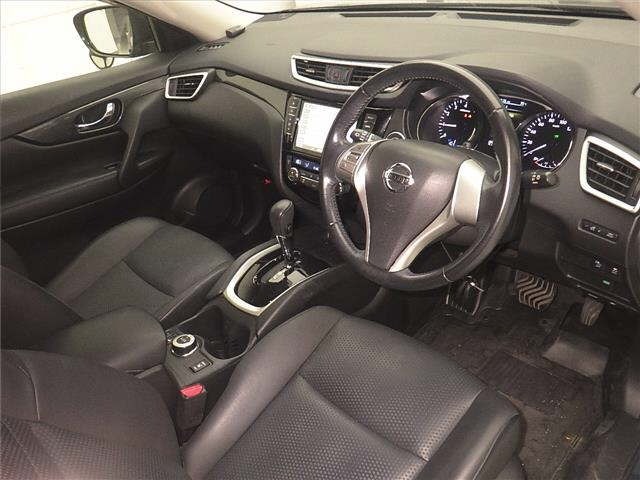 Nissan X-TRAIL 2015 8557838-3