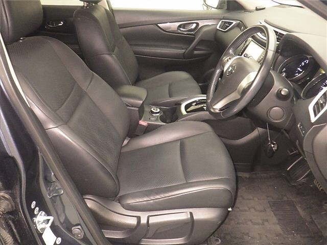 Nissan X-TRAIL 2015 8557838-5