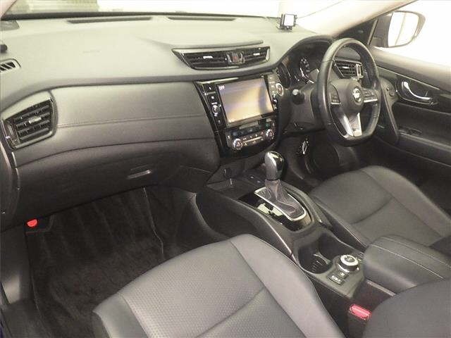 Nissan X-TRAIL 2021 8557856-4