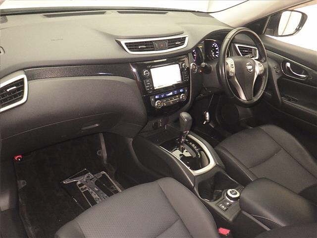 Nissan X-TRAIL 2015 8557862-4