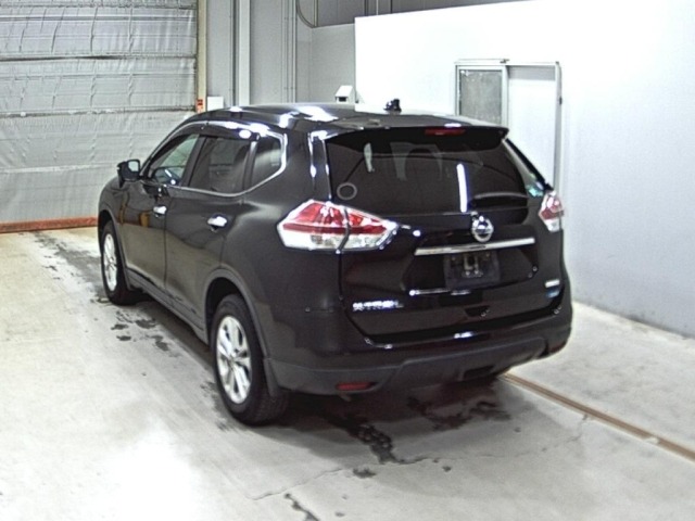 Nissan X-TRAIL 2016 8557903-1