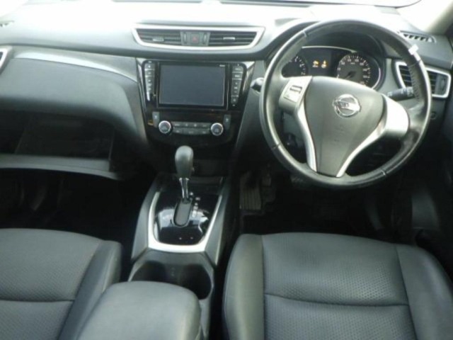 Nissan X-TRAIL 2016 8557903-3
