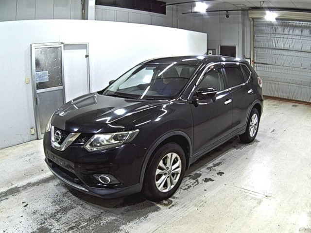 Nissan X-TRAIL 2016 8557903-4