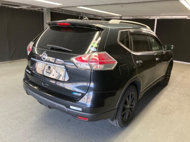 Nissan X-TRAIL 2016 8557920-5