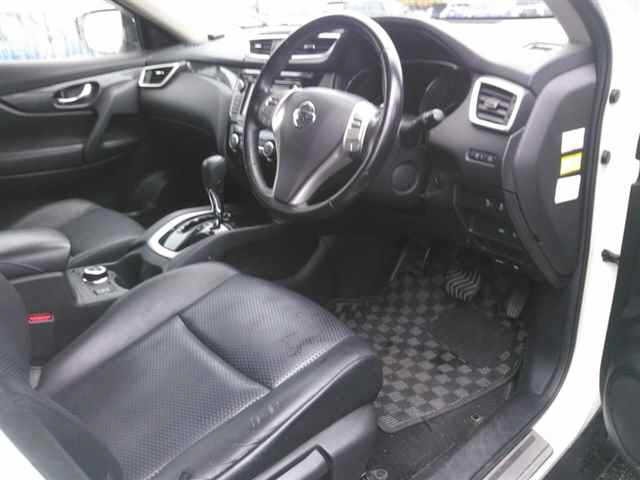 Nissan X-TRAIL 2015 8557934-3