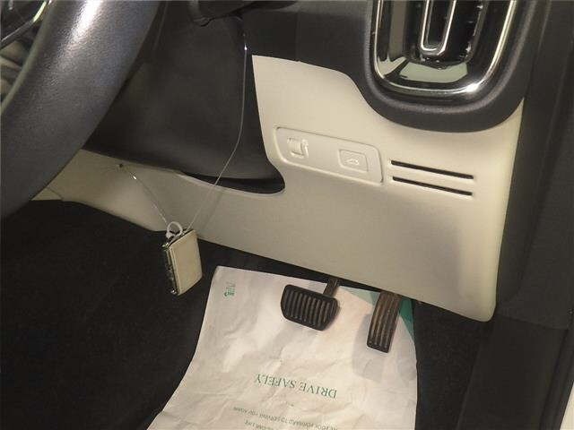 Volvo XC40 2019 8560084-8