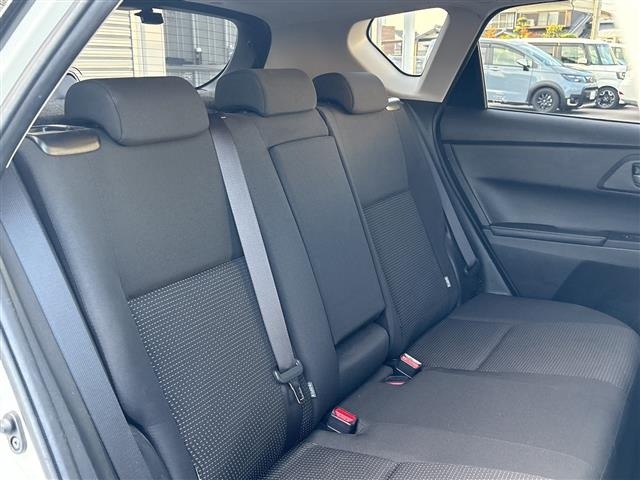 Toyota AURIS 2017 8569044-6