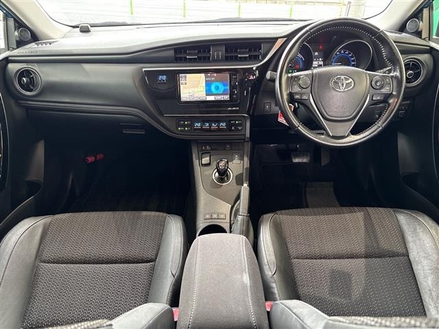 Toyota AURIS 2016 8569045-14