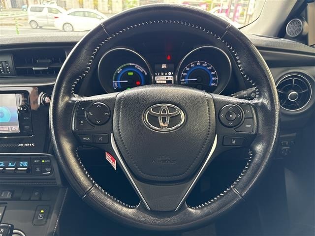 Toyota AURIS 2016 8569045-21