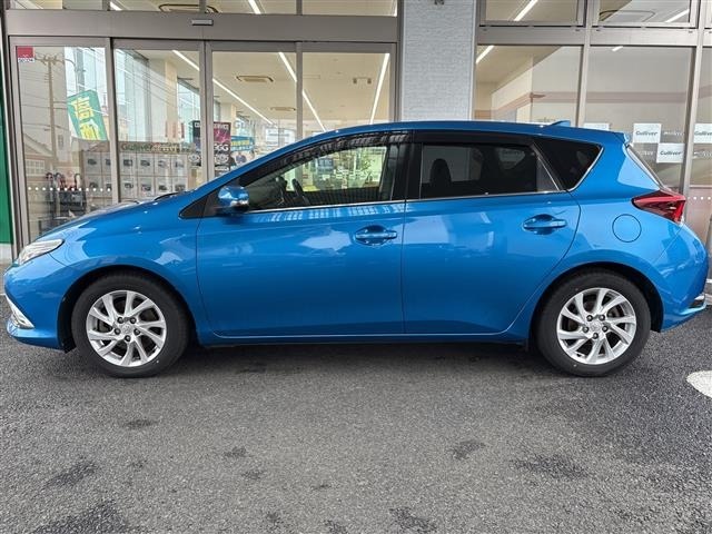 Toyota AURIS 2016 8569045-6