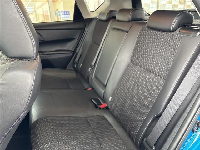 Toyota AURIS 2016 8569045-8