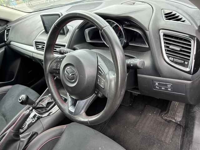 Mazda AXELA 2015 8583386-3