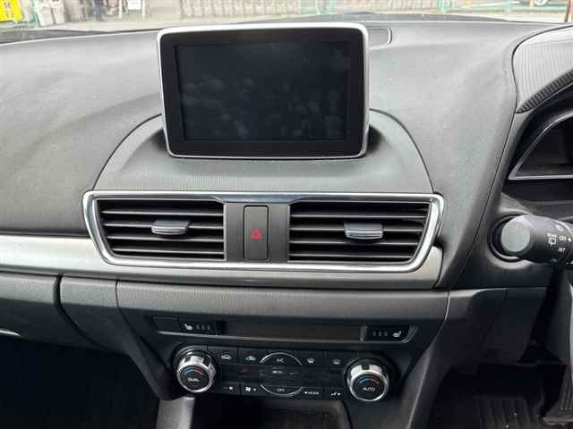 Mazda AXELA 2015 8583386-6