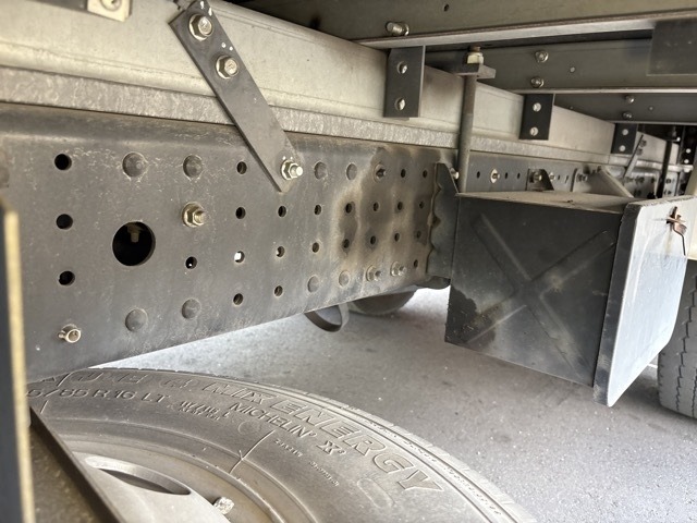 Mitsubishi CANTER 2017 8582302-12