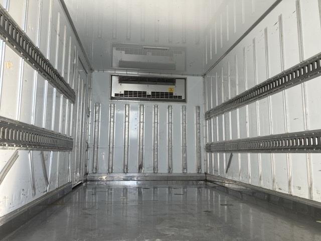 Mitsubishi CANTER 2017 8582302-20