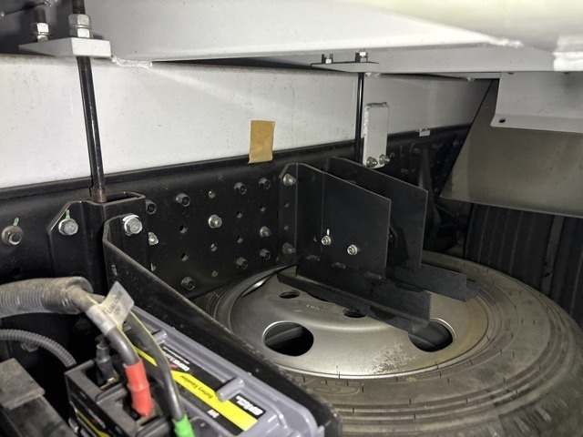 Mitsubishi CANTER 2026 8582396-12