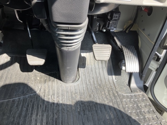 Mitsubishi CANTER 2026 8582396-4