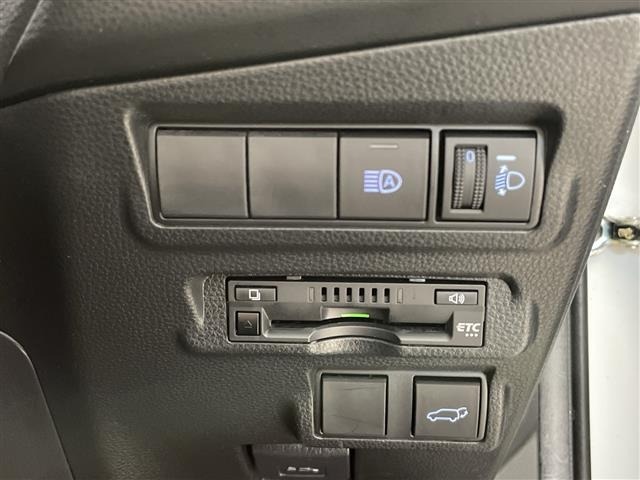 Toyota COROLLA CROSS 2023 8573843-22