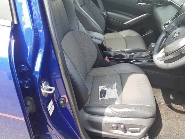 Toyota COROLLA CROSS 2023 8573910-10