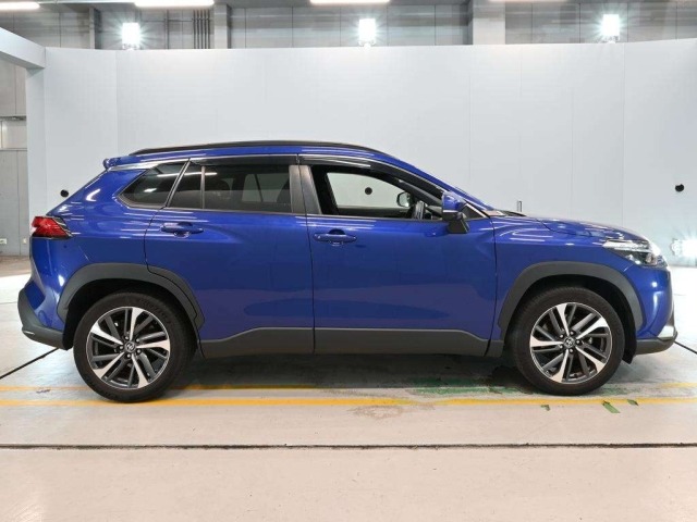 Toyota COROLLA CROSS 2023 8573910-3