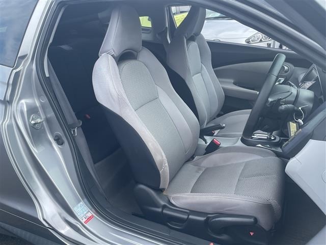 Honda CR-Z 2010 8569860-4