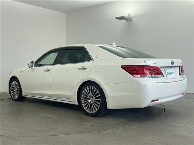 Toyota CROWN MAJESTA 2013 8572131-13