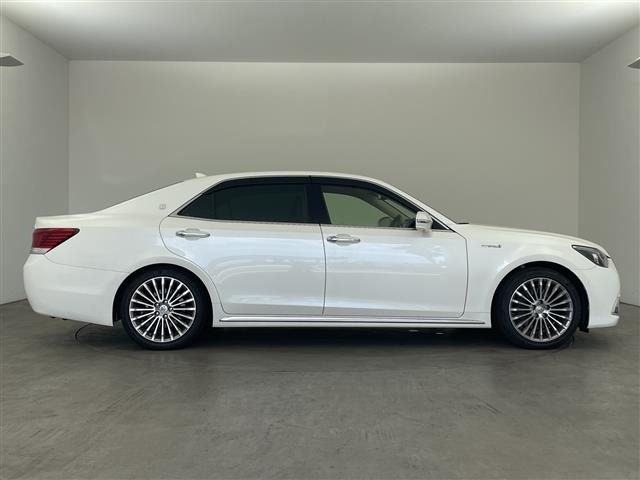 Toyota CROWN MAJESTA 2013 8572131-21