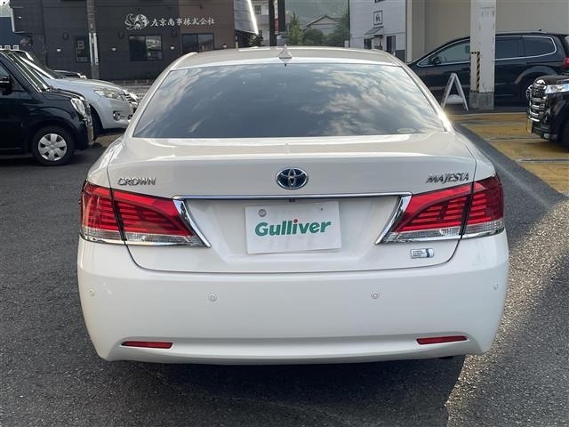 Toyota CROWN MAJESTA 2013 8572132-1