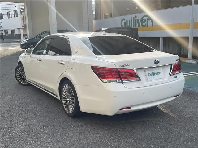 Toyota CROWN MAJESTA 2013 8572132-13