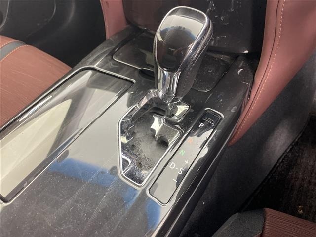 Toyota CROWN 2013 8568230-12